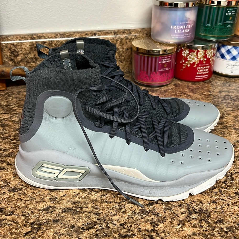 Underarmor sneakers